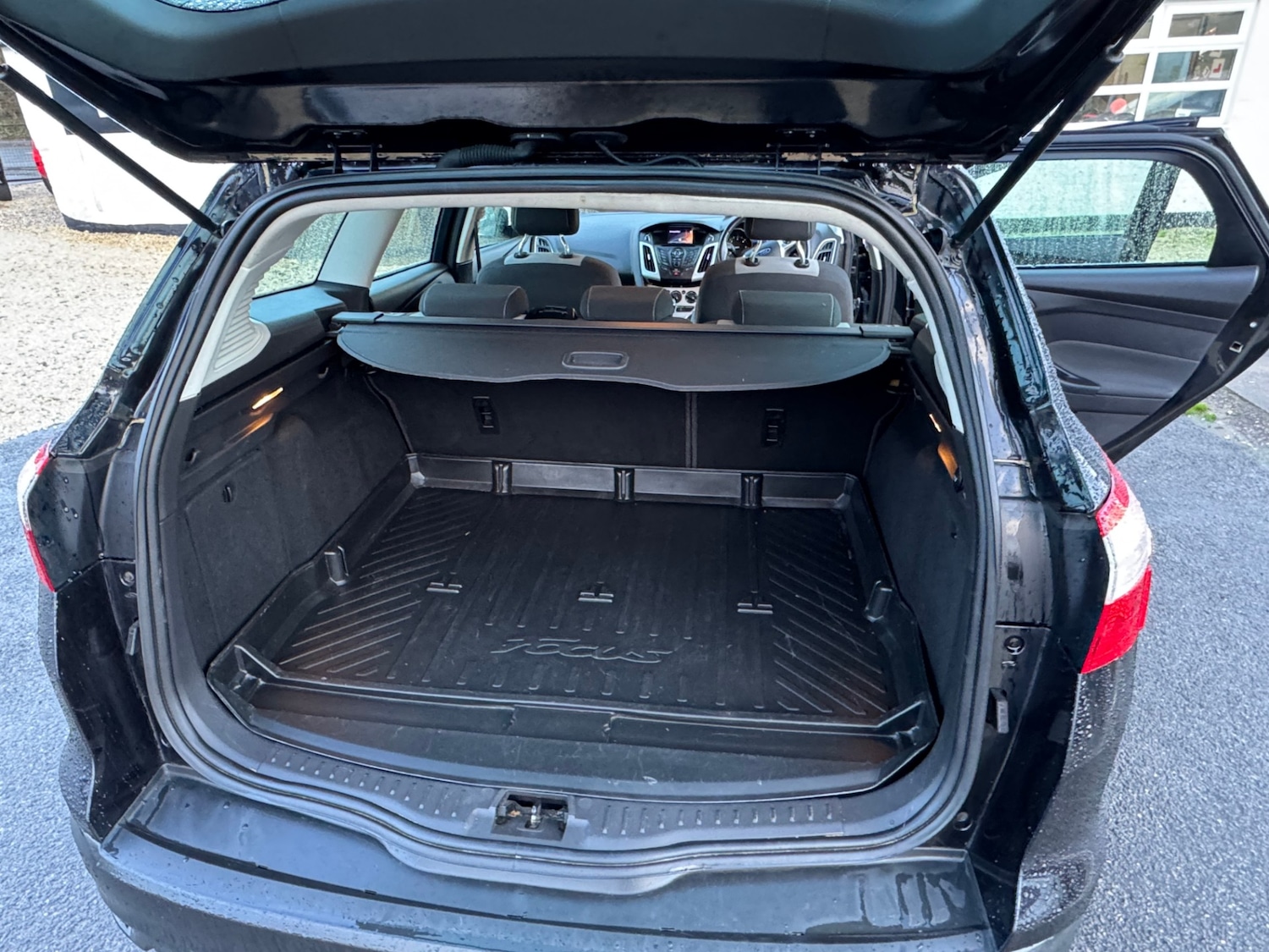 Used Ford Focus 2014 for sale - 76859385: Photo 14