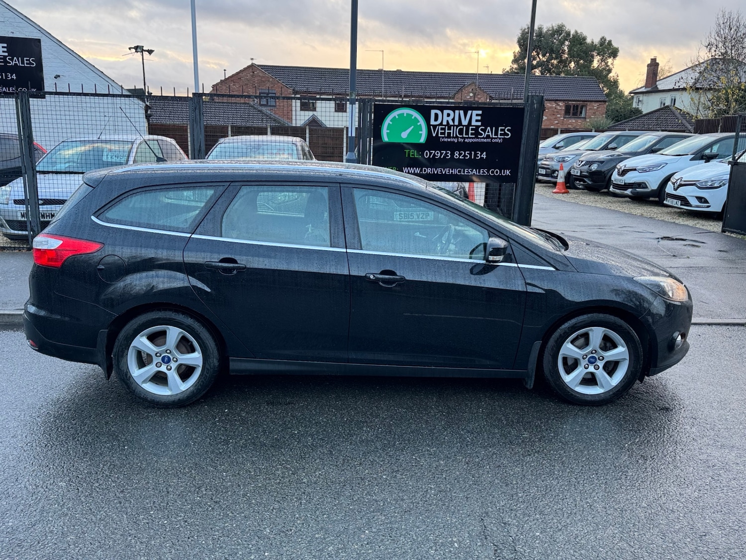 Used Ford Focus 2014 for sale - 76859385: Photo 3