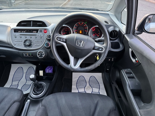 Used Honda Jazz 2010 for sale - 76196184: Photo 11