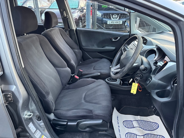 Used Honda Jazz 2010 for sale - 76196184: Photo 12