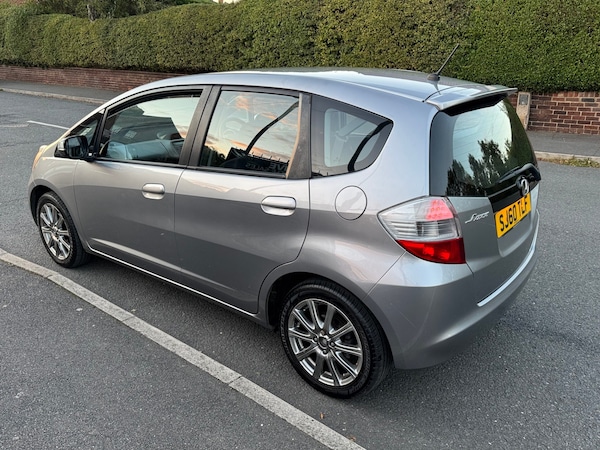 Used Honda Jazz 2010 for sale - 76196184: Photo 6