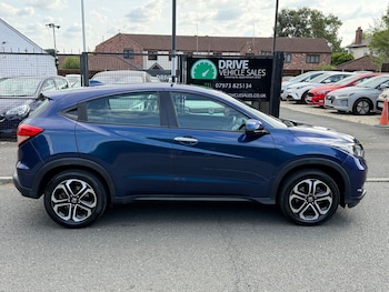 Used Honda HR-V 2017 for sale - 79308059: Photo