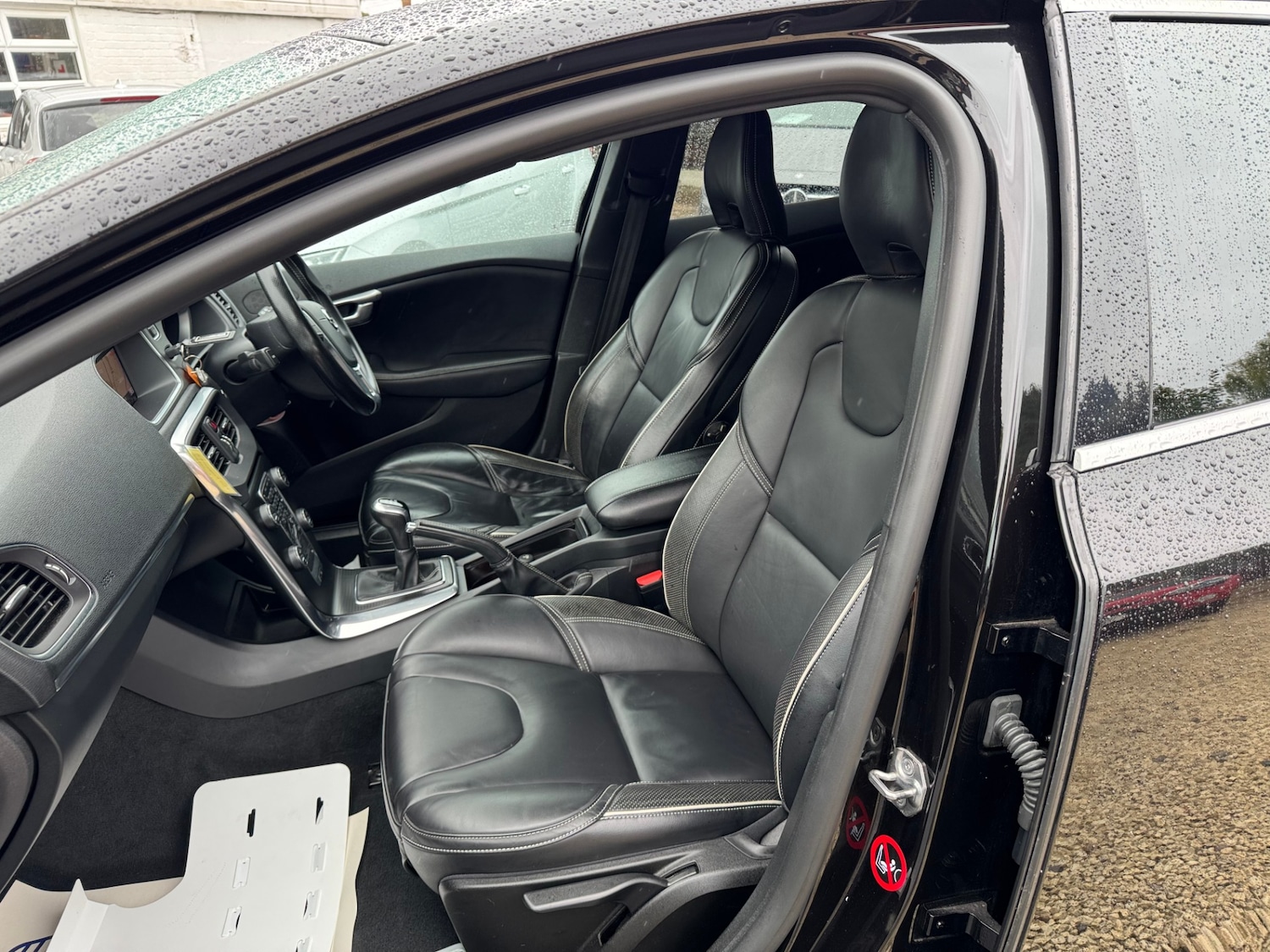 Used Volvo V40 2017 for sale - 76159284: Photo 13