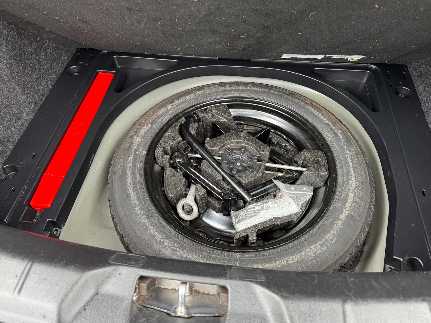 Used Volvo V40 2017 for sale - 76159284: Photo 29