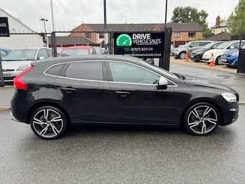 Used Volvo V40 2017 for sale - 76159284: Photo