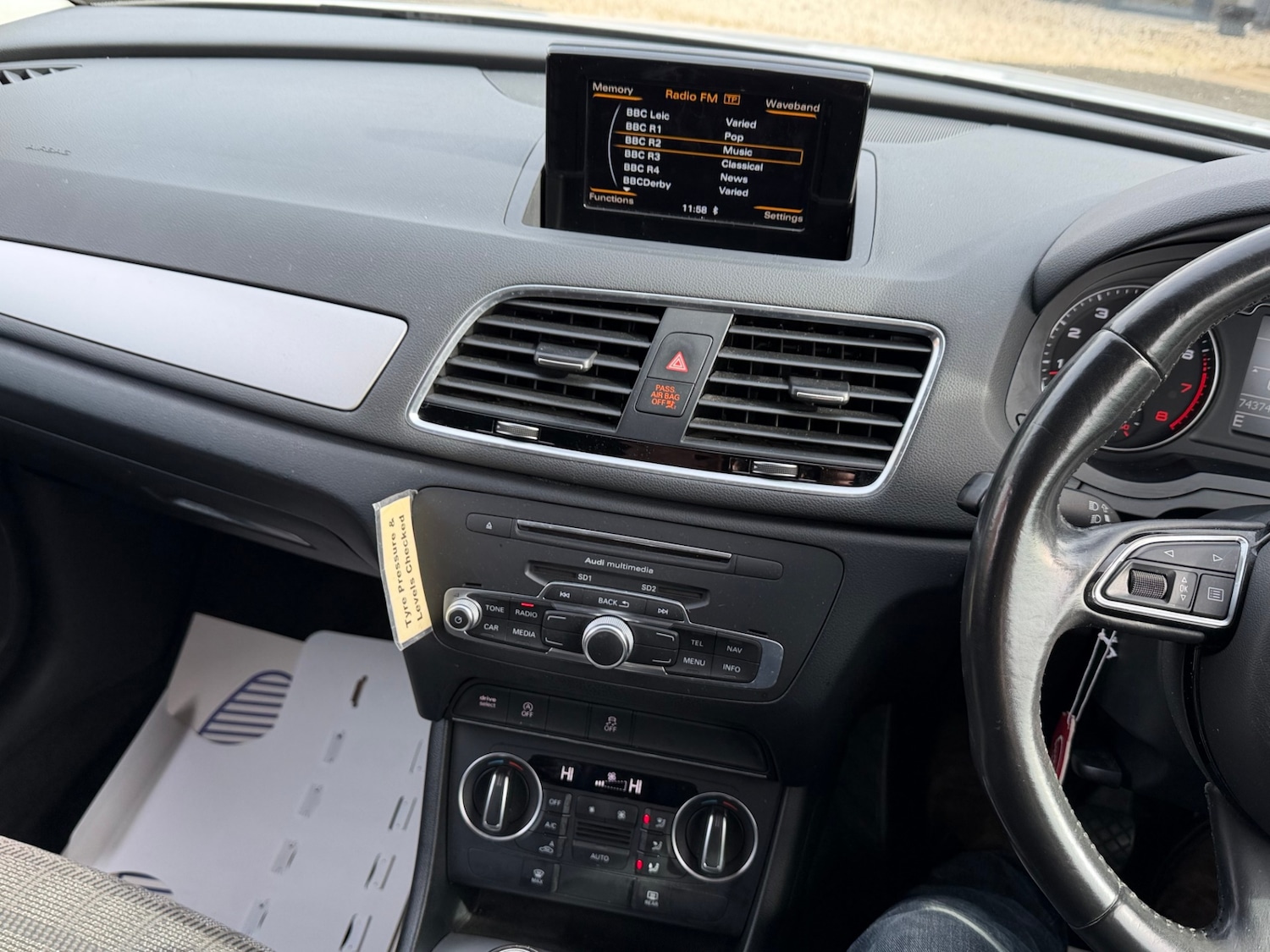 Used Audi Q3 2015 for sale - 77629700: Photo 17