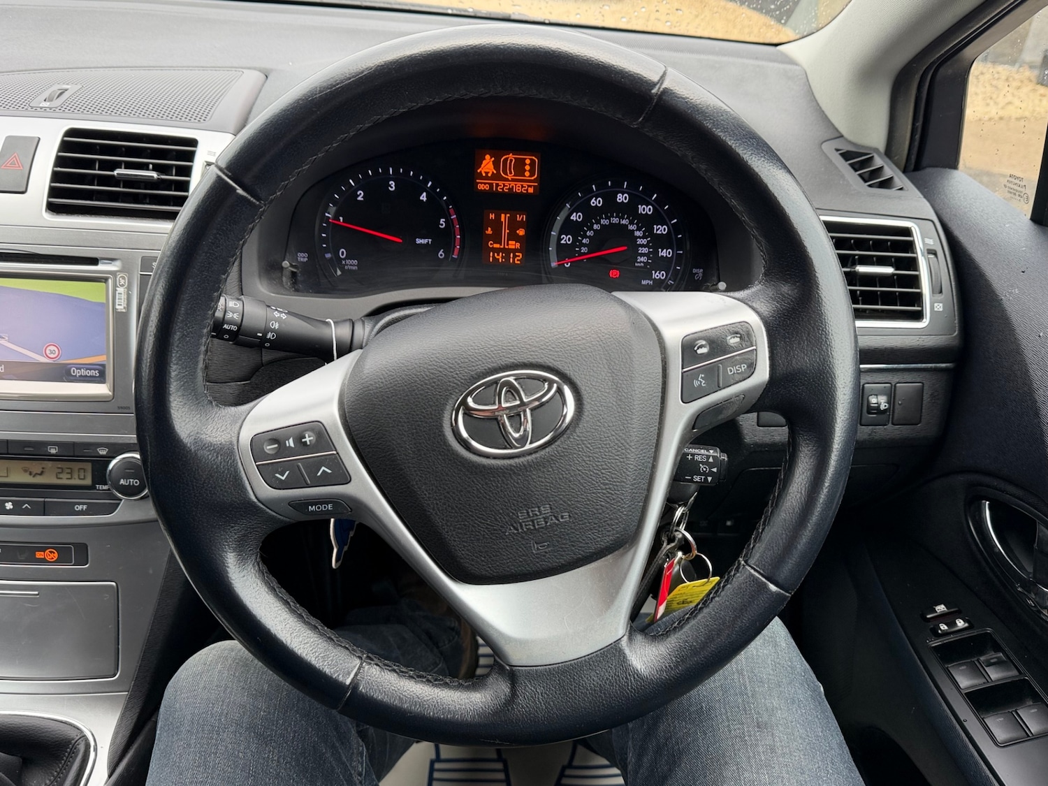 Used Toyota Avensis 2013 for sale - 77702591: Photo 14