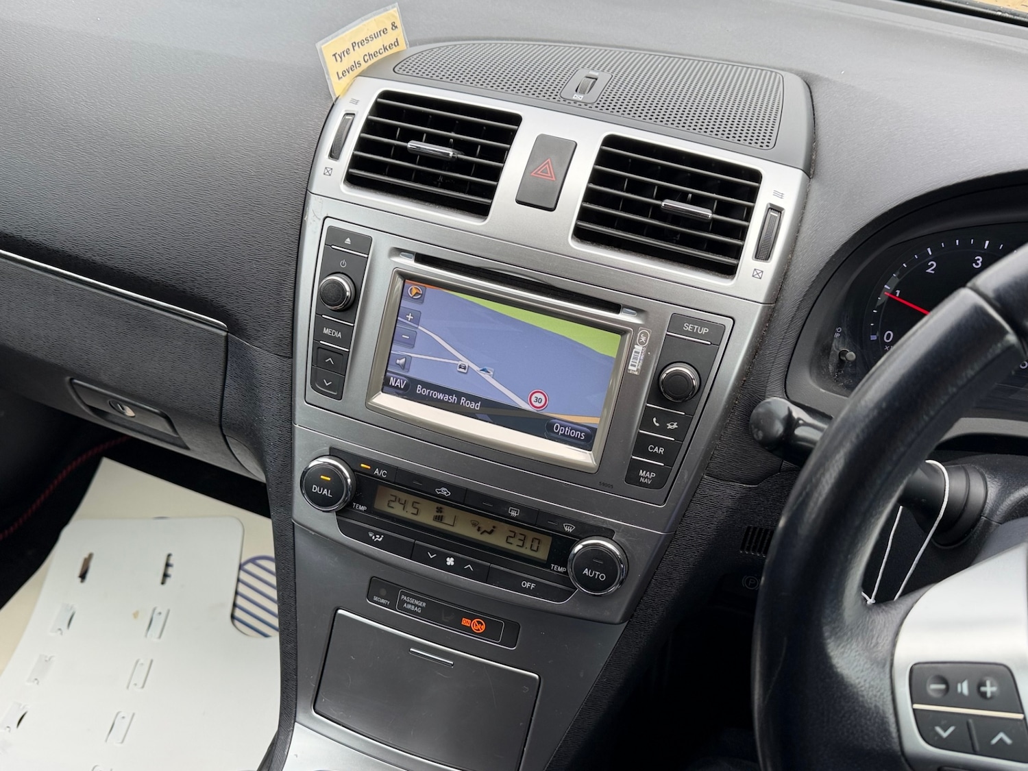 Used Toyota Avensis 2013 for sale - 77702591: Photo 16