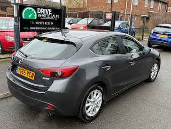 Used Mazda Mazda3 2015 for sale - 77365376: Photo