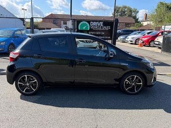 Used Toyota Yaris 2018 for sale - 79852623: Photo