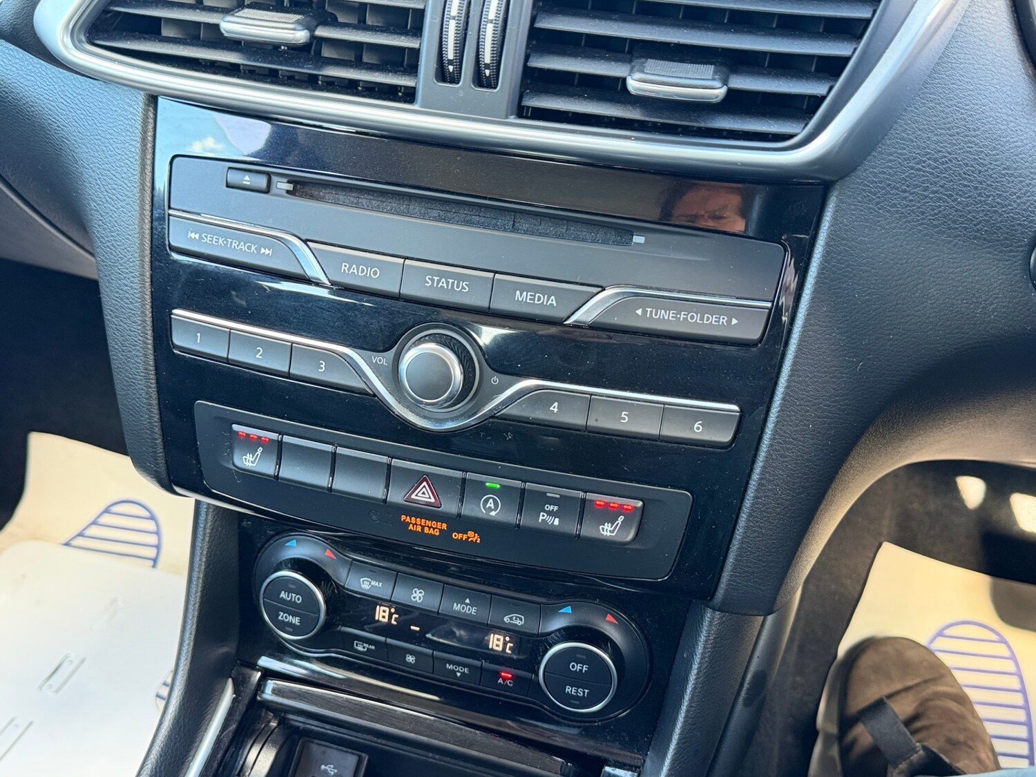 Used Infiniti Q30 2017 for sale - 77889242: Photo 25