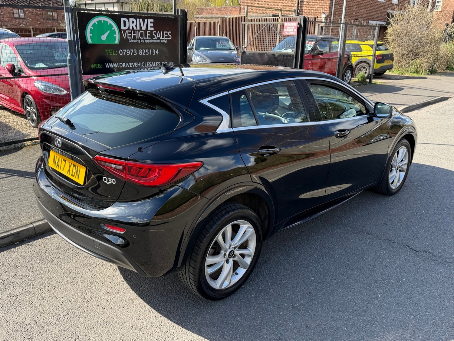 Used Infiniti Q30 2017 for sale - 77889242: Photo 4