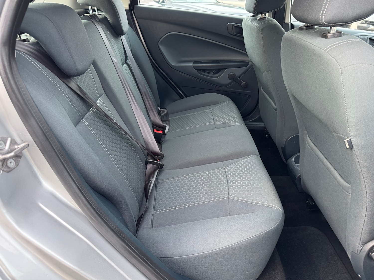 Used Ford Fiesta 2010 for sale - 76544625: Photo 15