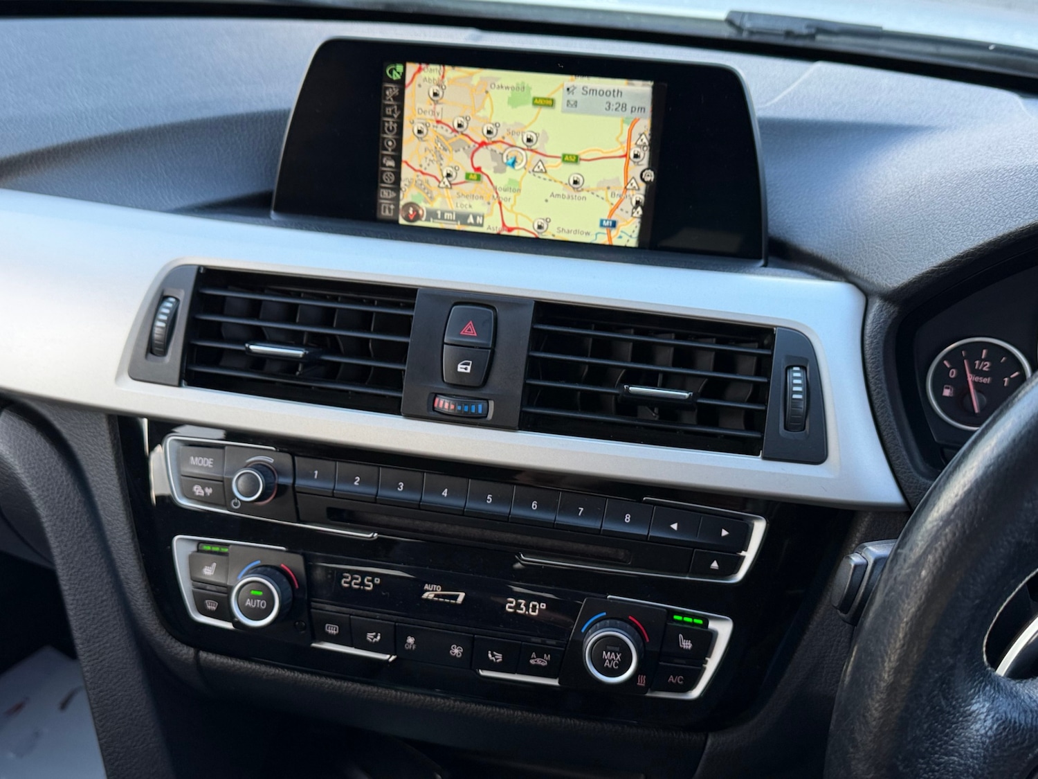 Used BMW 3 Series 2015 for sale - 77890191: Photo 17