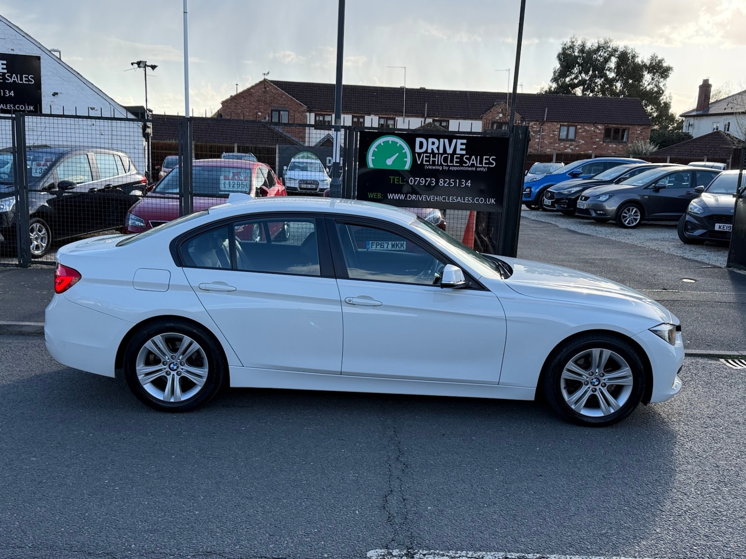 Used BMW 3 Series 2015 for sale - 77890191: Photo 3
