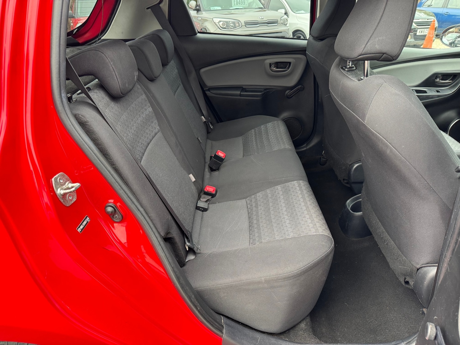 Used Toyota Yaris 2016 for sale - 76234230: Photo 15