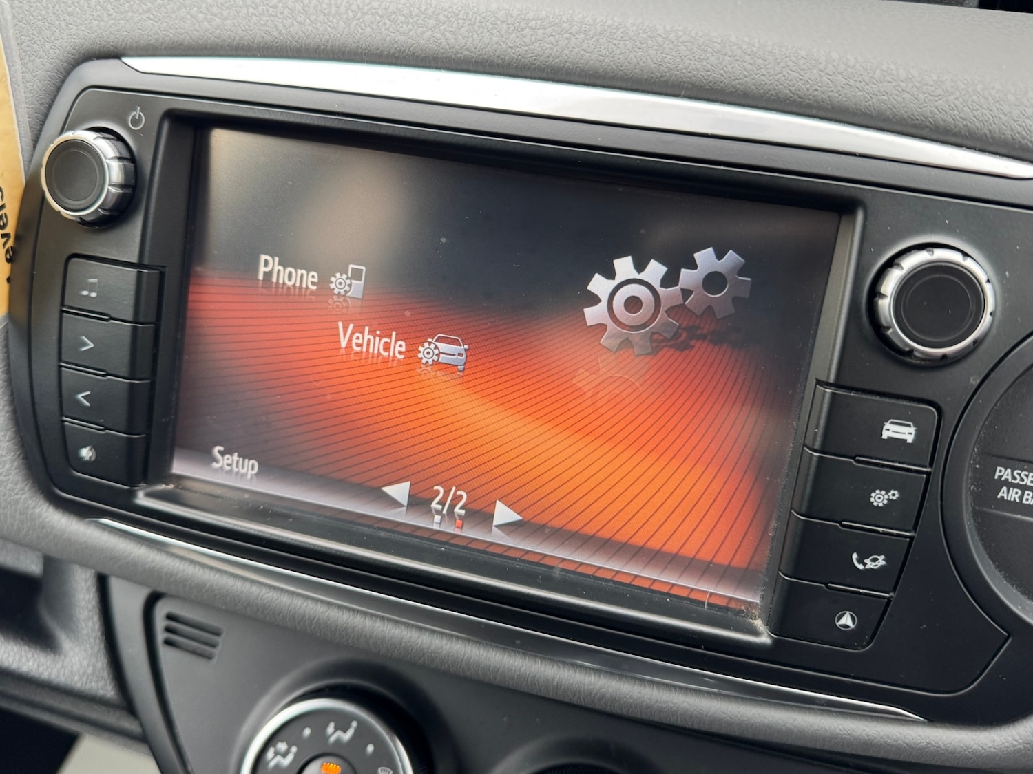 Used Toyota Yaris 2016 for sale - 76234230: Photo 21