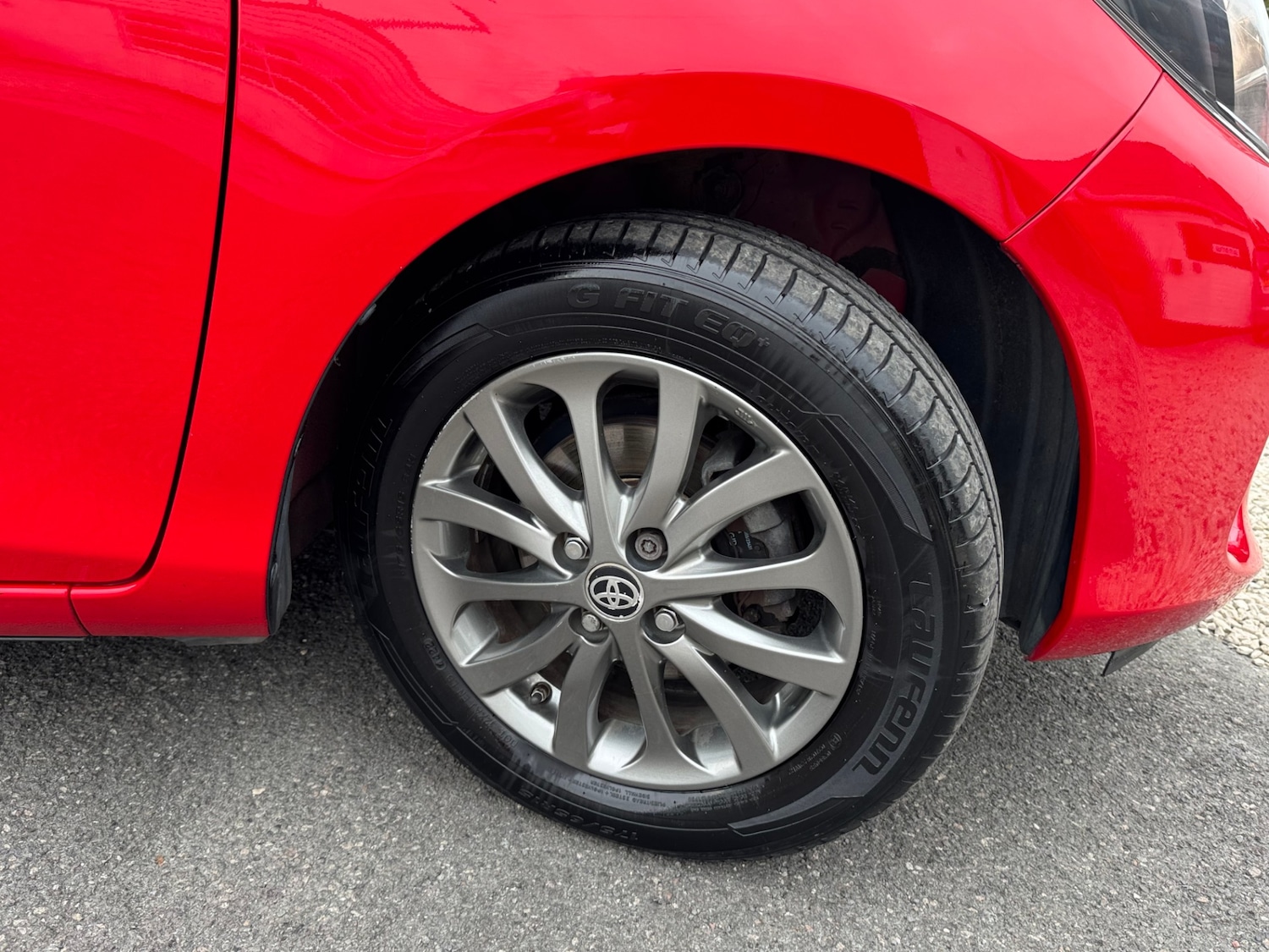 Used Toyota Yaris 2016 for sale - 76234230: Photo 28