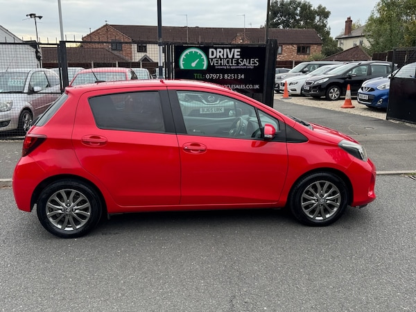 Used Toyota Yaris 2016 for sale - 76234230: Photo 3