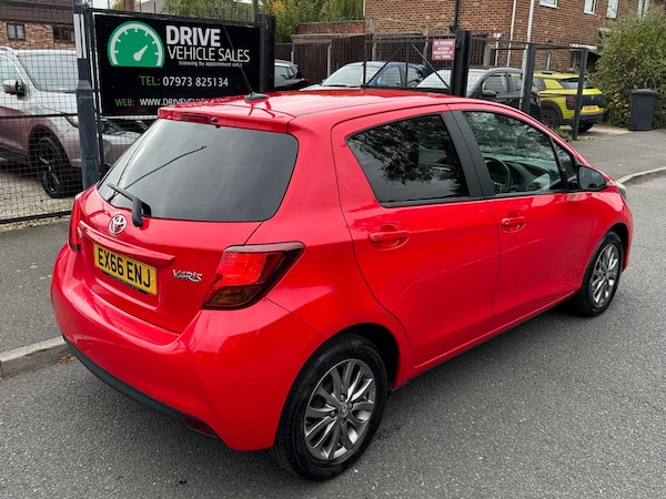 Used Toyota Yaris 2016 for sale - 76234230: Photo 4