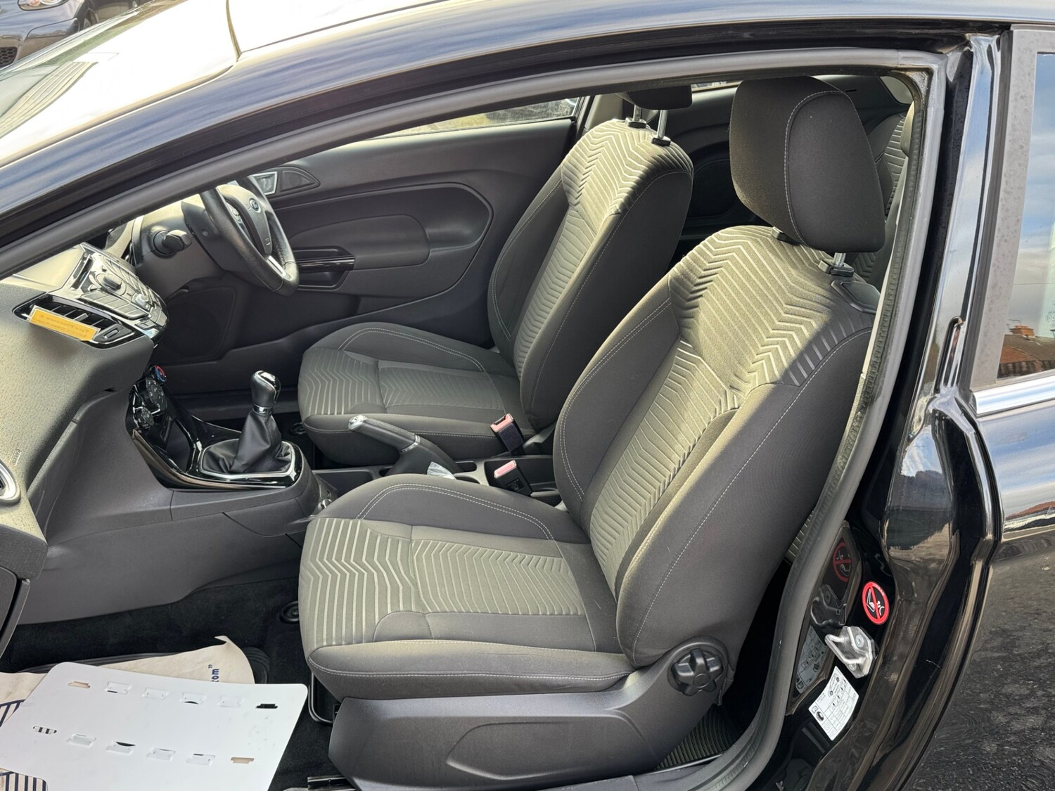 Used Ford Fiesta 2014 for sale - 76907802: Photo 13