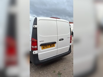 Used Mercedes-Benz Vito 2017 for sale - 76180898: Photo