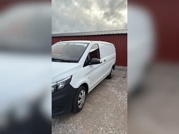Used Mercedes-Benz Vito 2017 for sale - 76180898: Photo