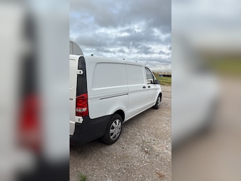 Used Mercedes-Benz Vito 2017 for sale - 76180898: Photo