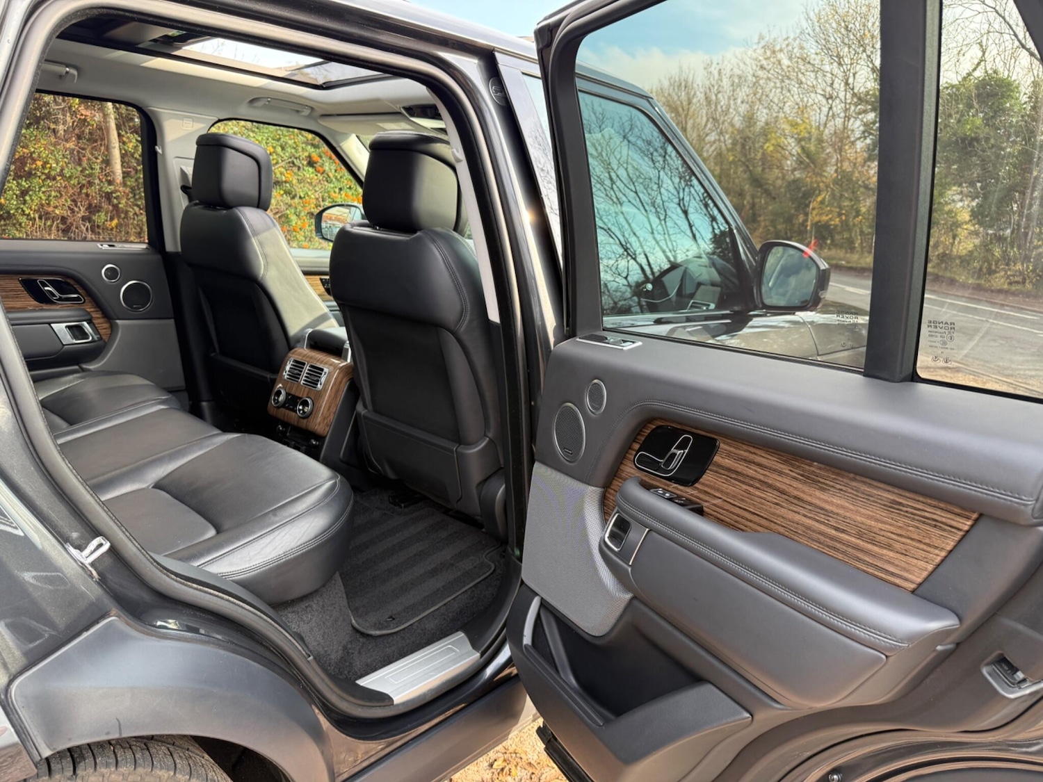 Used Land Rover Range Rover 2019 for sale - 76499013: Photo 37