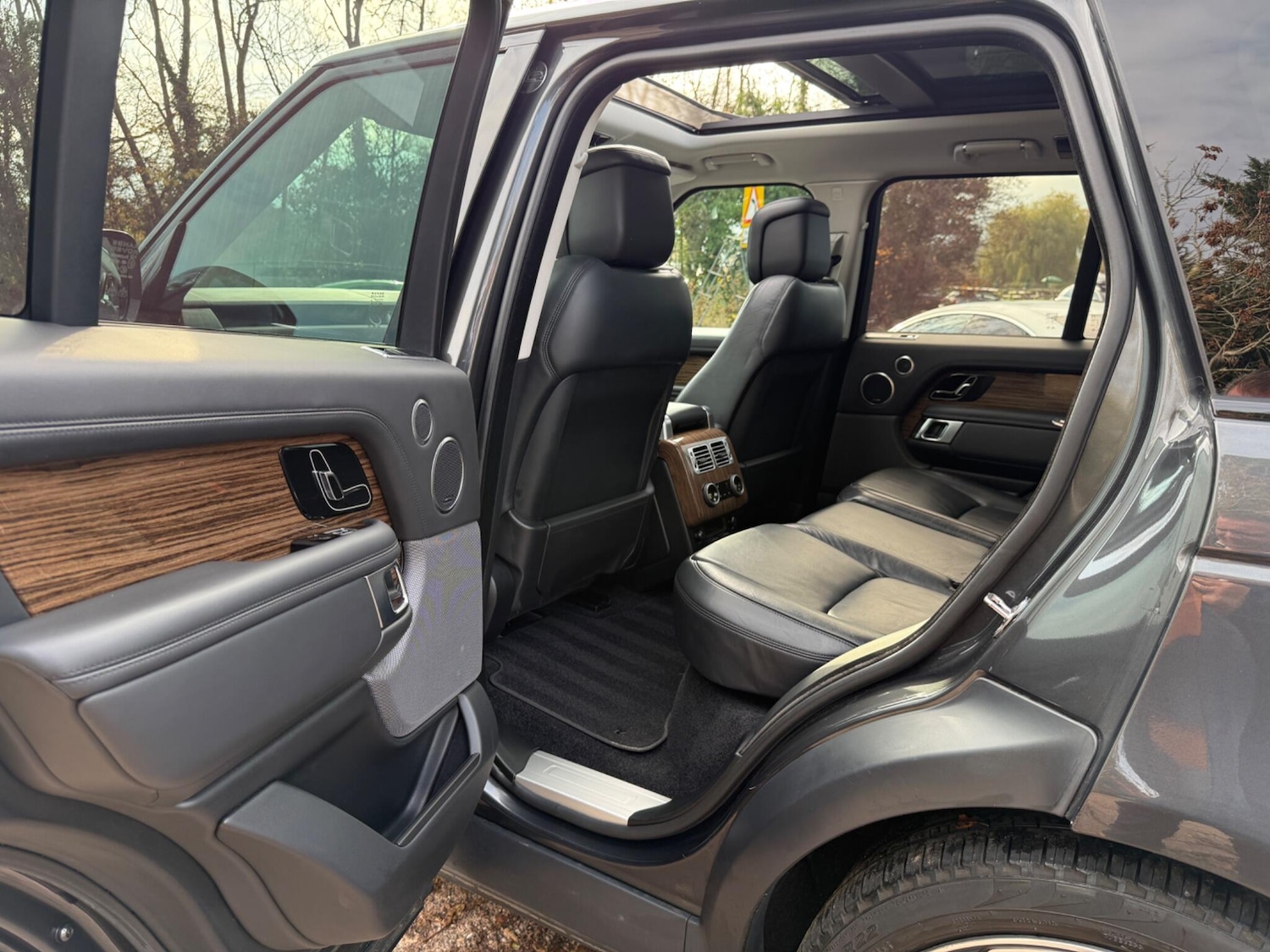 Used Land Rover Range Rover 2019 for sale - 76499013: Photo 43