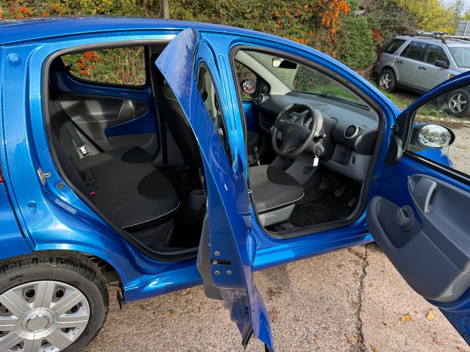 Used Peugeot 107 2011 for sale - 76349518: Photo 20