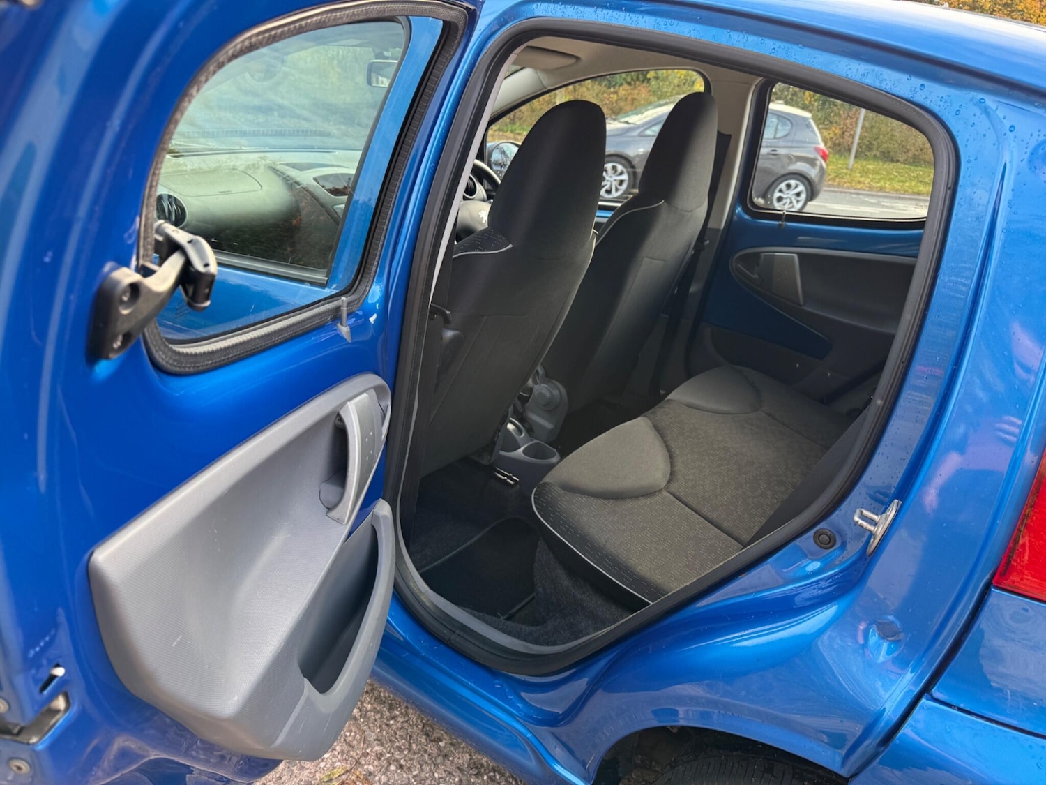 Used Peugeot 107 2011 for sale - 76349518: Photo 26