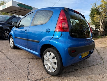 Used Peugeot 107 2011 for sale - 76349518: Photo