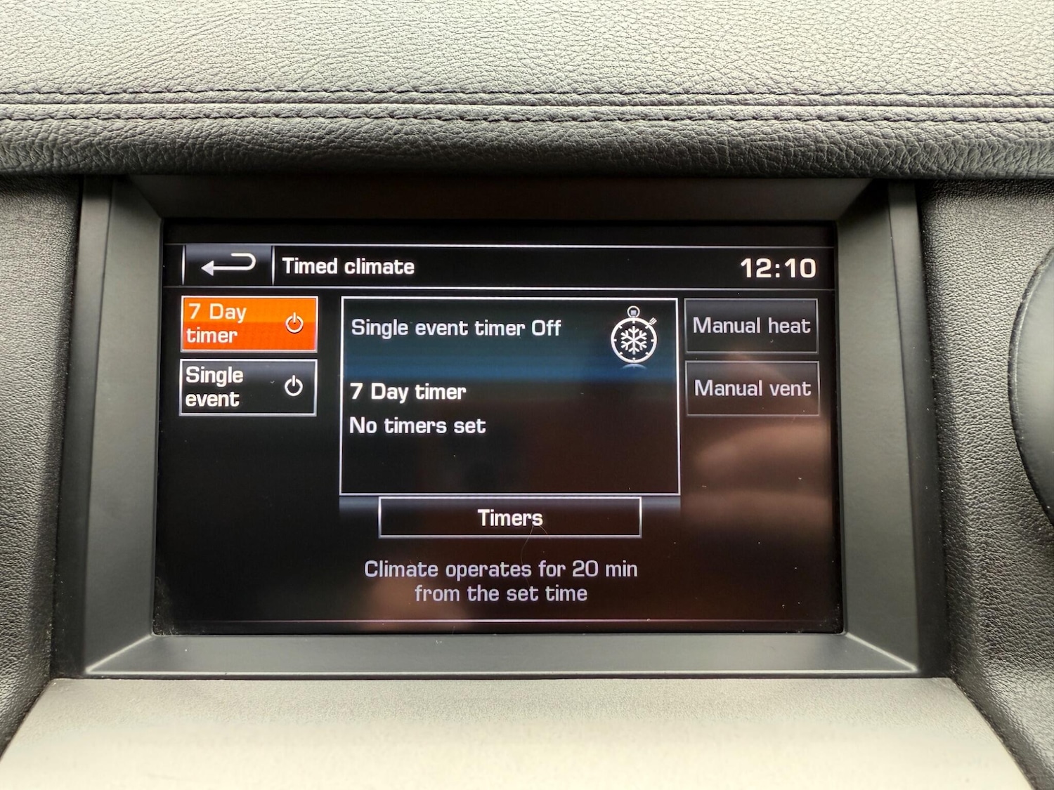 Used Land Rover Discovery 4 2017 for sale - 76424131: Photo 31