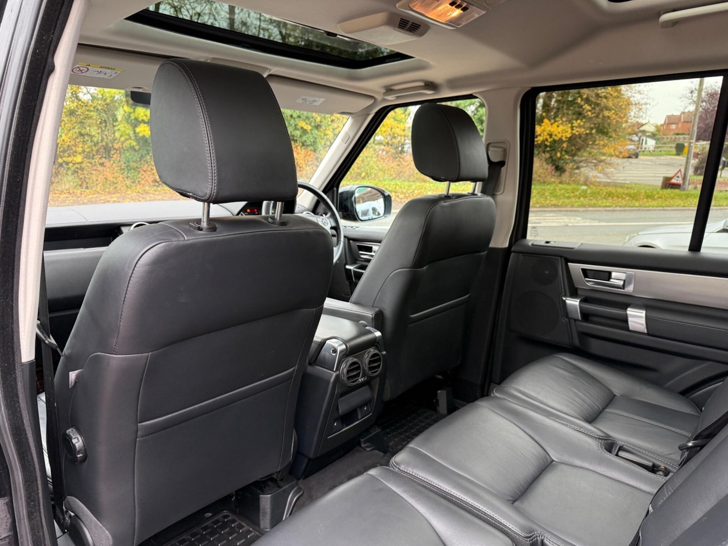 Used Land Rover Discovery 4 2017 for sale - 76424131: Photo 44