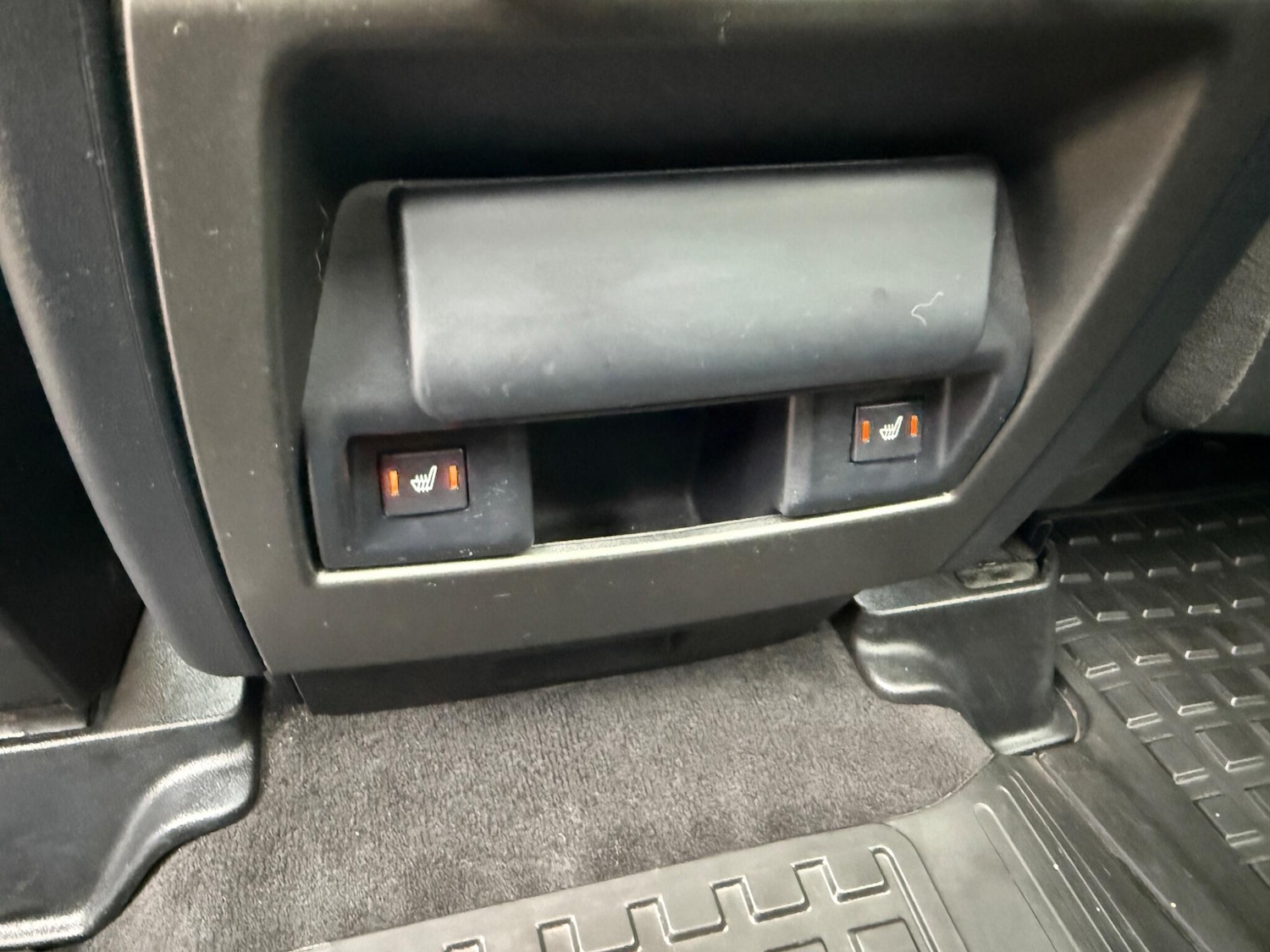 Used Land Rover Discovery 4 2017 for sale - 76424131: Photo 45