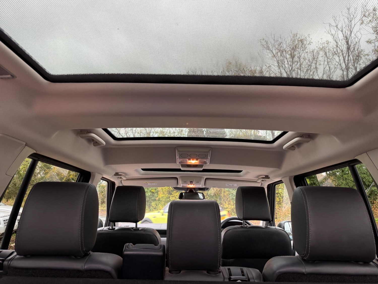 Used Land Rover Discovery 4 2017 for sale - 76424131: Photo 46