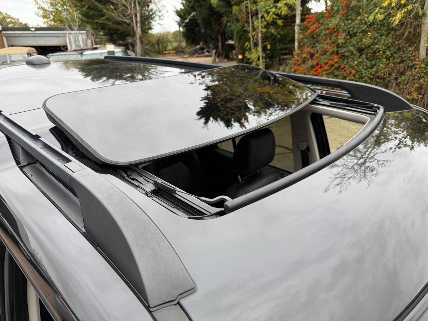 Used Land Rover Discovery 4 2017 for sale - 76424131: Photo 53