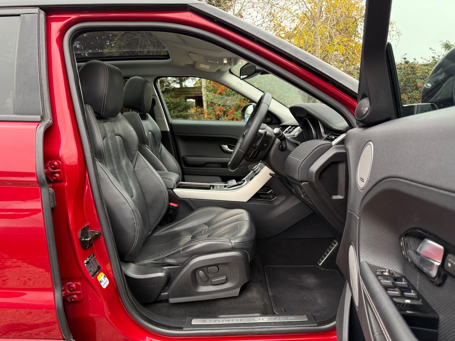 Used Land Rover Range Rover Evoque 2014 for sale - 76522423: Photo 8