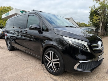 Used Mercedes-Benz V-Class 2021 for sale - 76307277: Photo