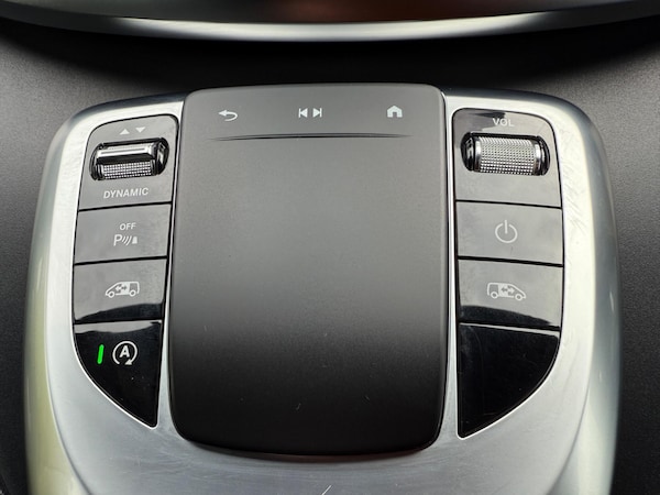Used Mercedes-Benz V-Class 2021 for sale - 76307277: Photo 32