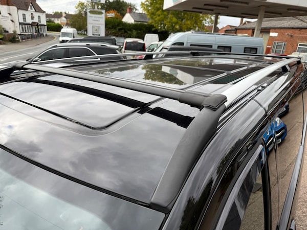 Used Mercedes-Benz V-Class 2021 for sale - 76307277: Photo 60