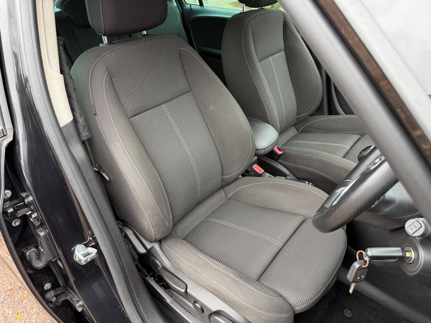 Used Vauxhall Zafira 2014 for sale - 76472958: Photo 19