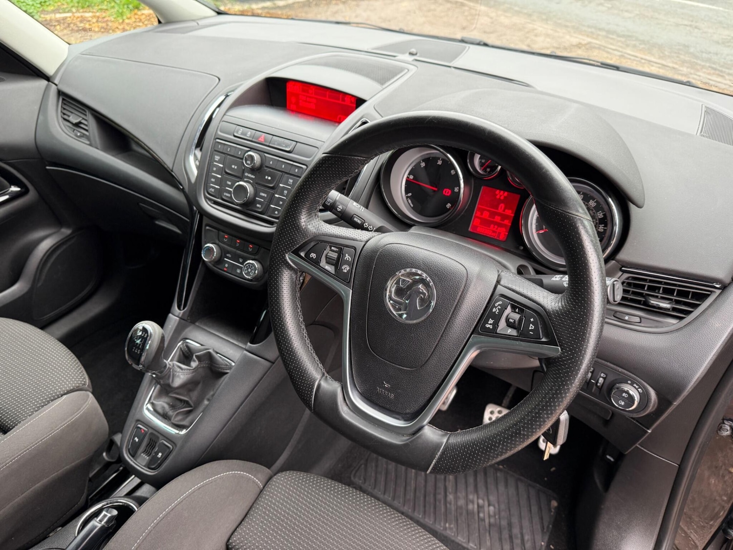 Used Vauxhall Zafira 2014 for sale - 76472958: Photo 20