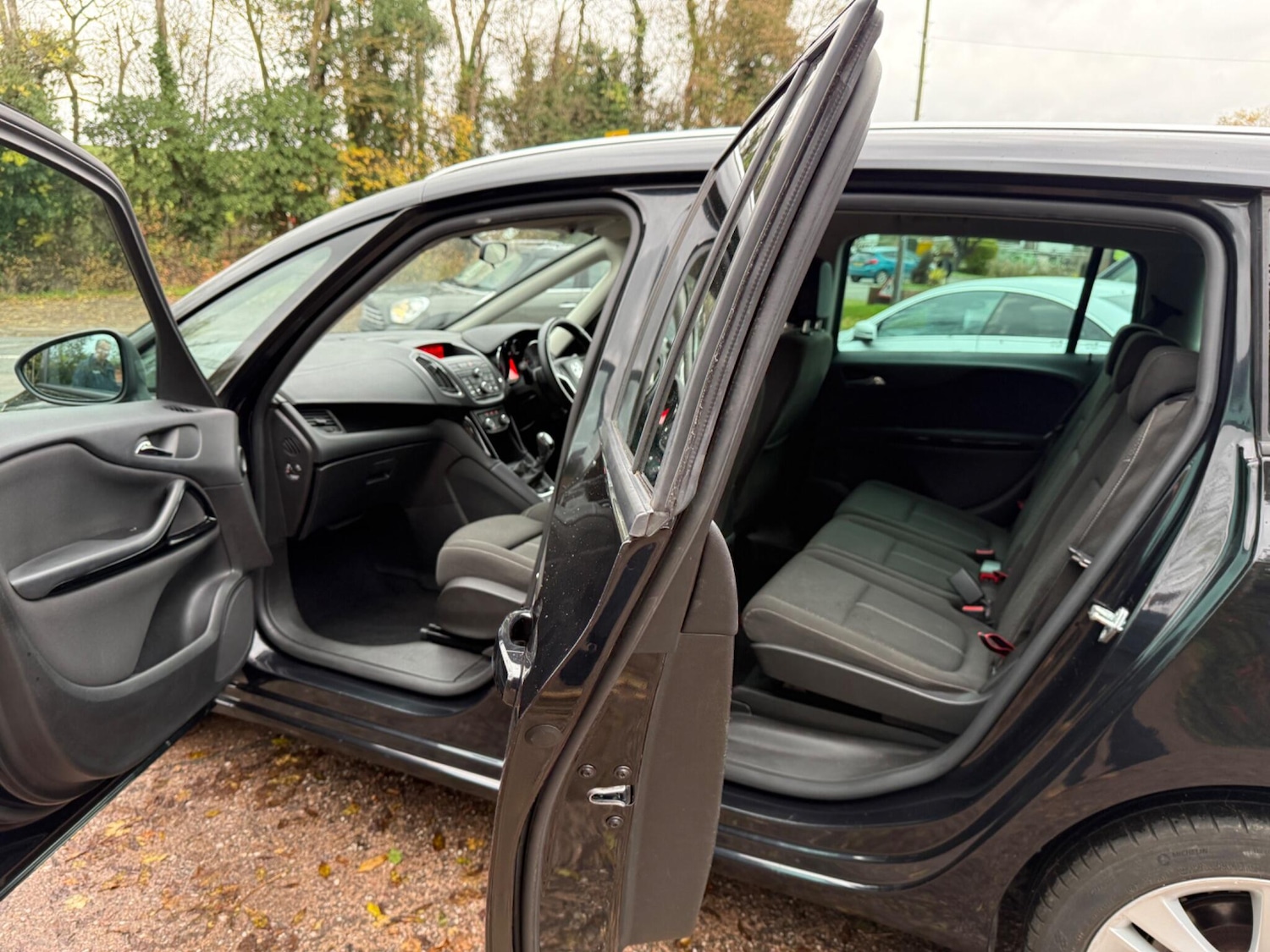 Used Vauxhall Zafira 2014 for sale - 76472958: Photo 26
