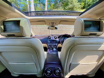 Used Jaguar XJ 2011 for sale - 78997622: Photo