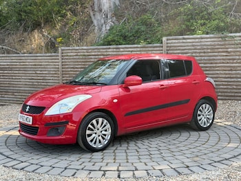 Used Suzuki Swift 2010 for sale - 79153843: Photo