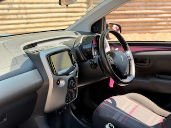 Used Peugeot 108 2016 for sale - 79179055: Photo