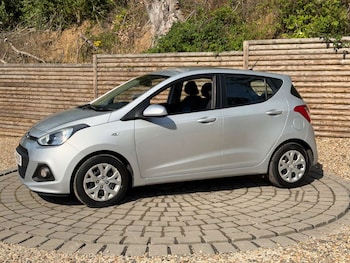 Used Hyundai i10 2014 for sale - 79153851: Photo