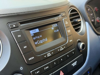 Used Hyundai i10 2015 for sale - 79153829: Photo